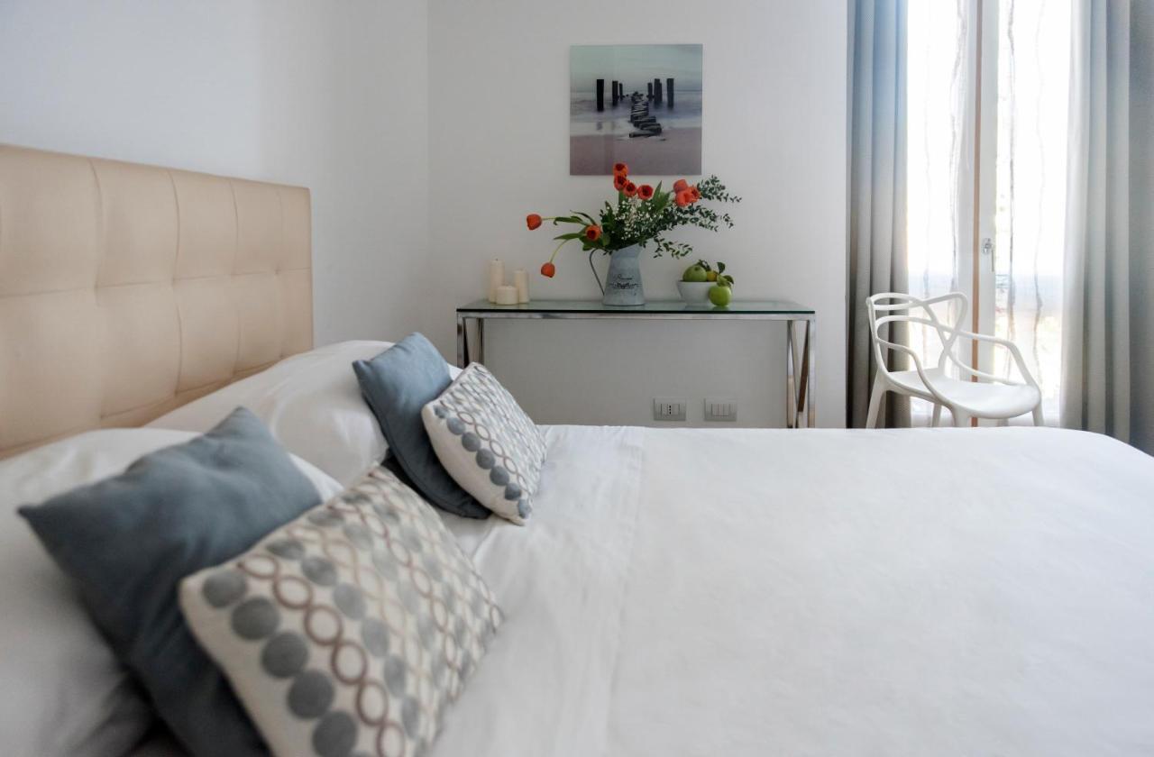 Agora Apartments Sorrento Buitenkant foto